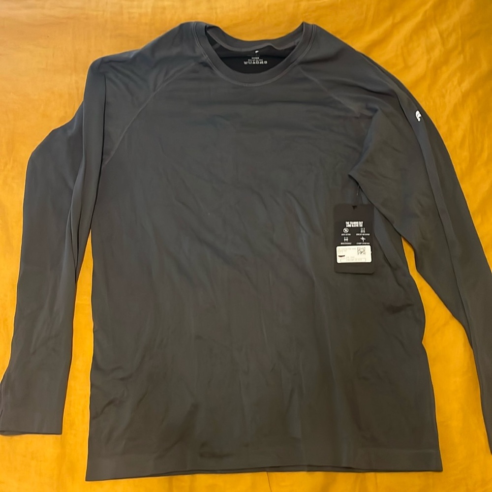 Fabletics training day long sleeve tee